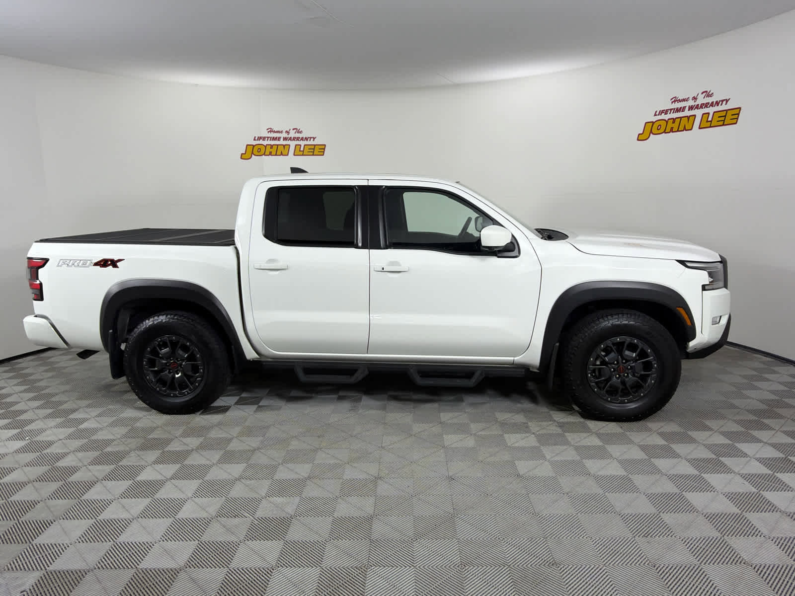 Certified 2023 Nissan Frontier PRO-4X w/ Pro-4X Premium Package AWD/4WD image 7