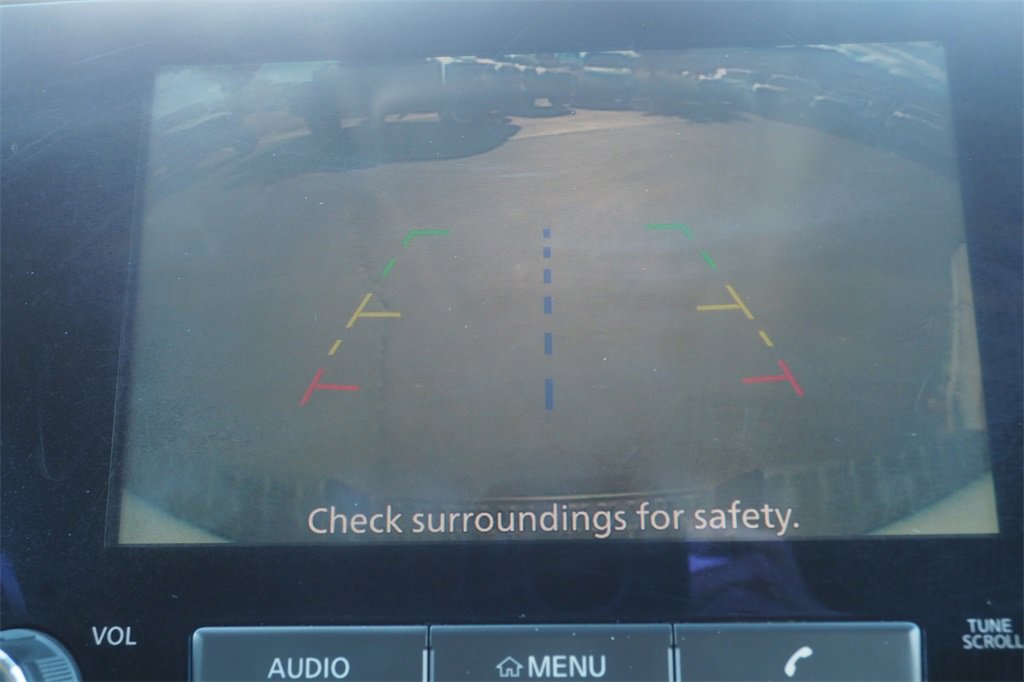 Used 2023 Nissan Titan SV w/ SV Convenience Package image 13