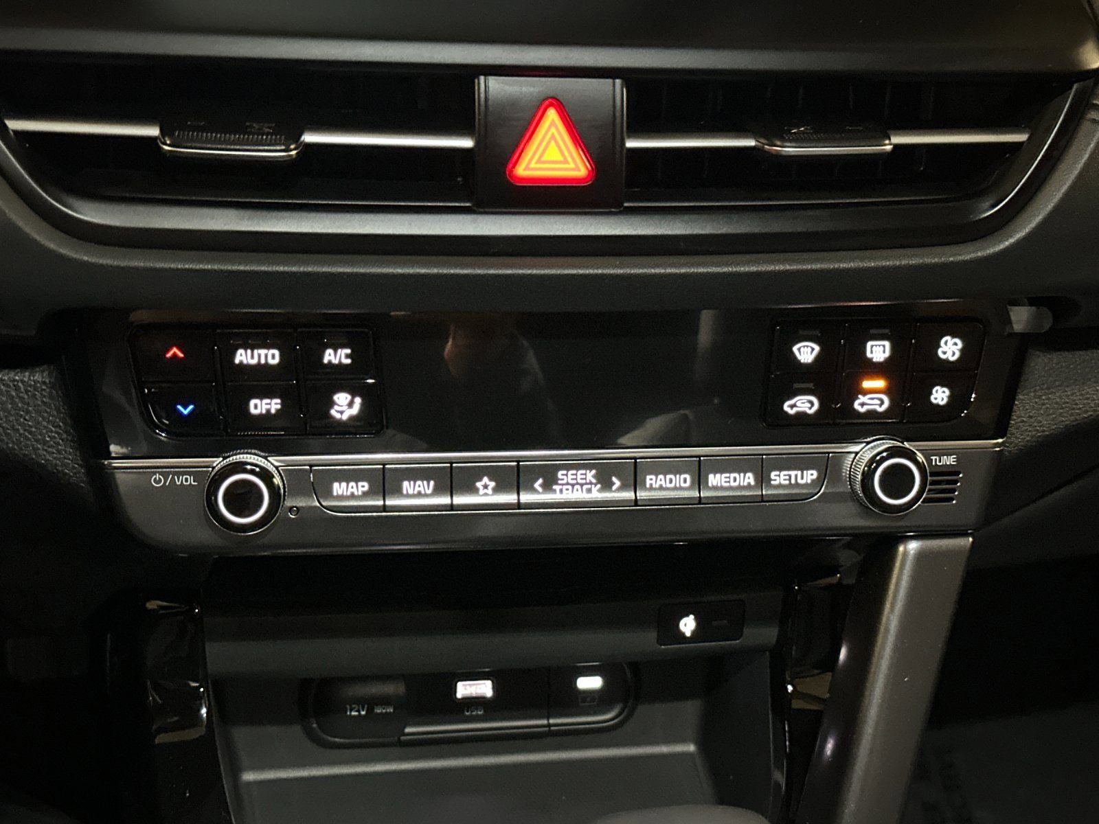 Certified 2026 Kia Seltos EX w/ EX Sunroof Package image 29