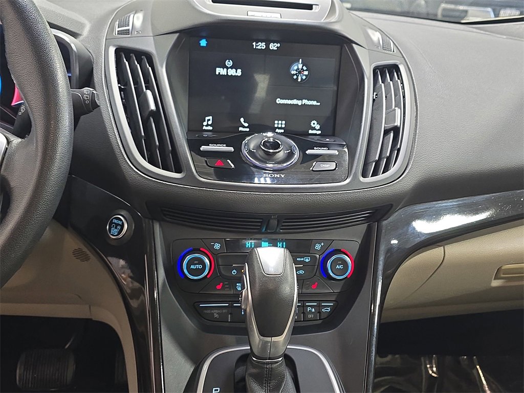 Used 2017 Ford C-MAX Titanium w/ Equipment Group 301A image 17