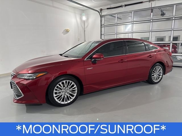 Used 2021 Toyota Avalon Limited image 5