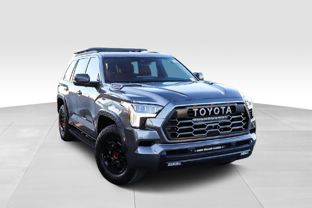 Used 2025 Toyota Sequoia TRD Pro AWD/4WD image 2