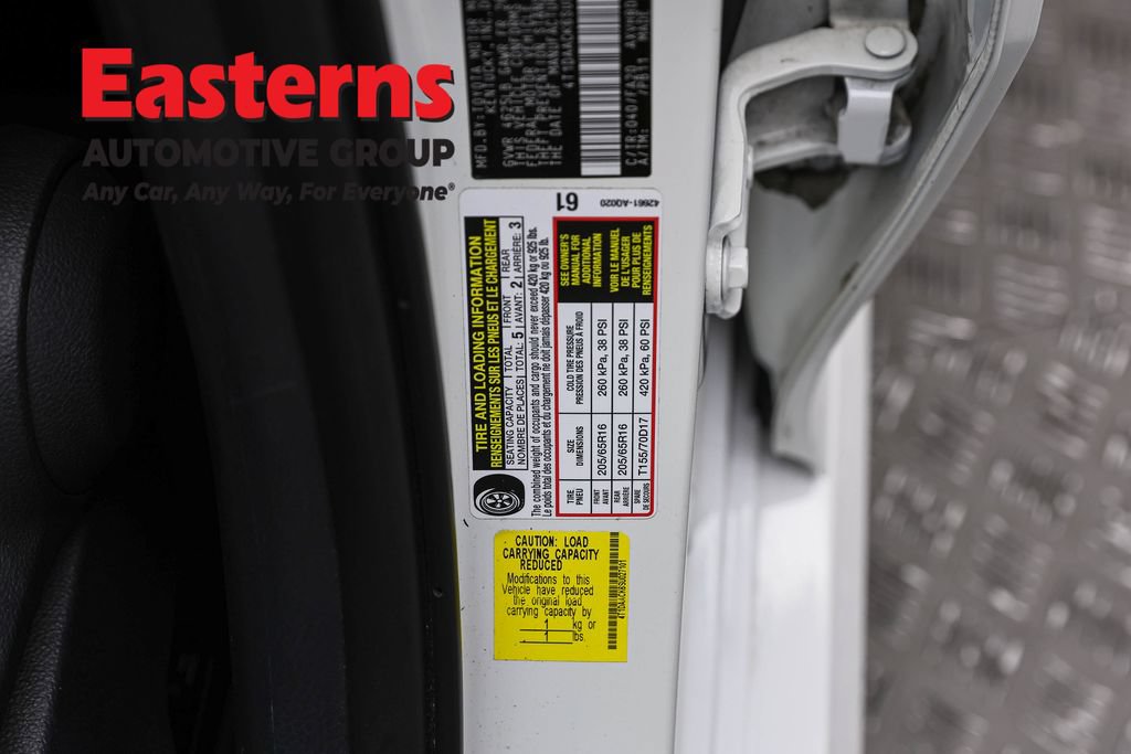 Used 2025 Toyota Camry LE FWD image 34