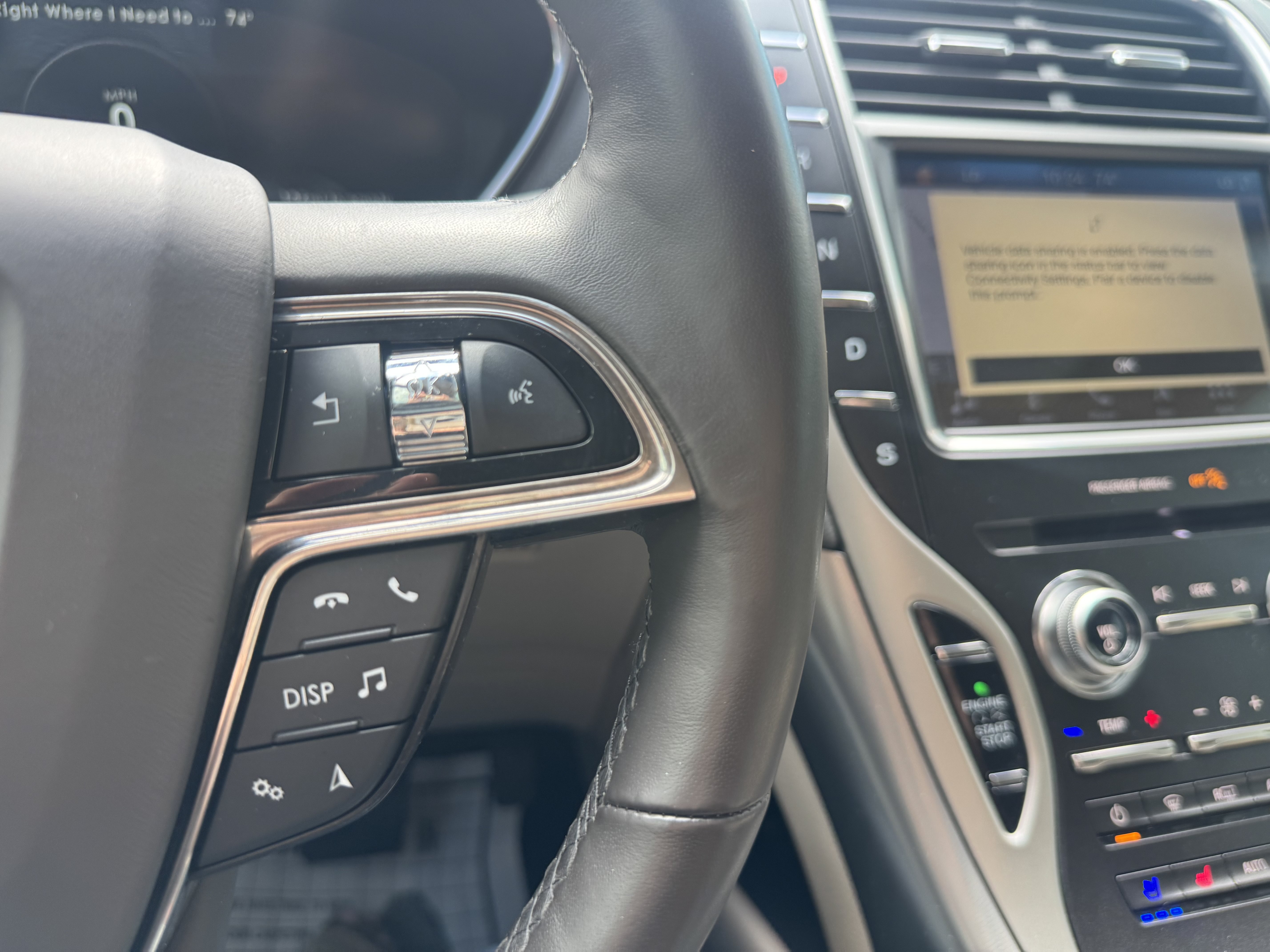 Used 2019 Lincoln Nautilus Reserve FWD image 14