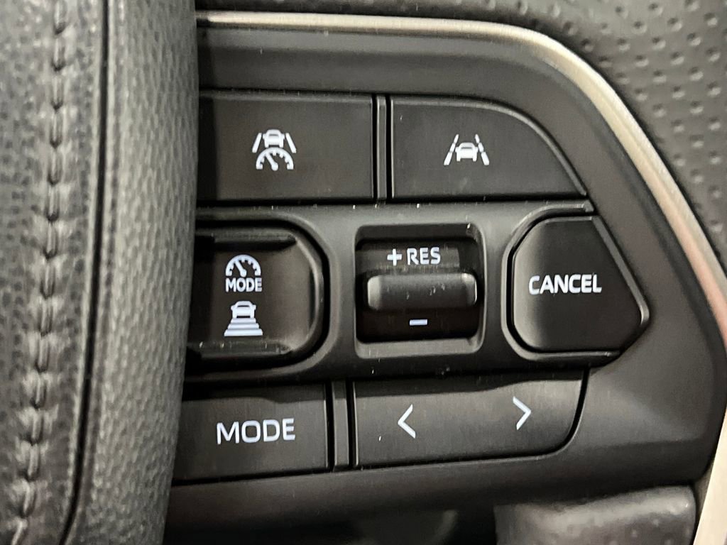 Used 2025 Toyota 4Runner SR5 image 39