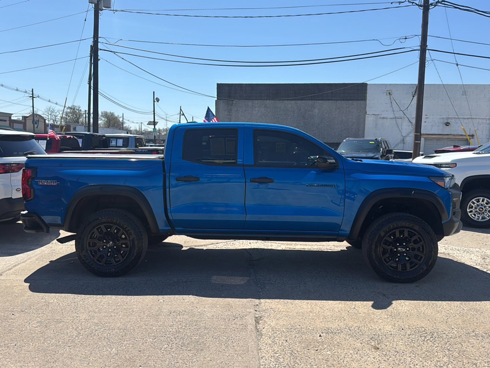 Used 2023 Chevrolet Colorado Trail Boss w/ Advanced Trailering Package AWD/4WD image 9
