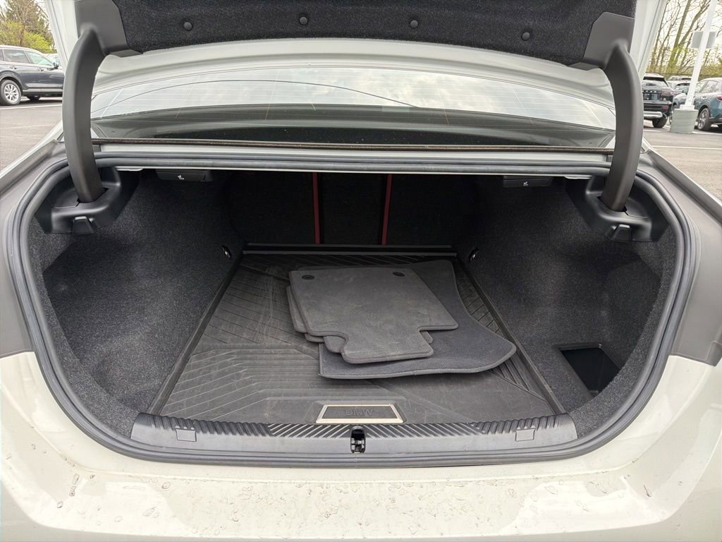 Used 2024 BMW i5 M60 w/ Premium Package image 21