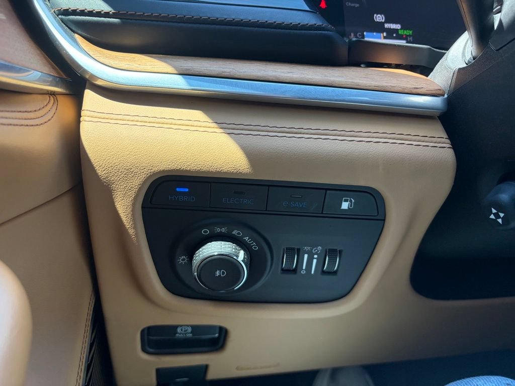 Used 2022 Jeep Grand Cherokee Summit AWD/4WD image 46