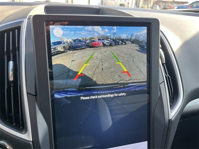 Used 2023 Ford Edge SE image 35