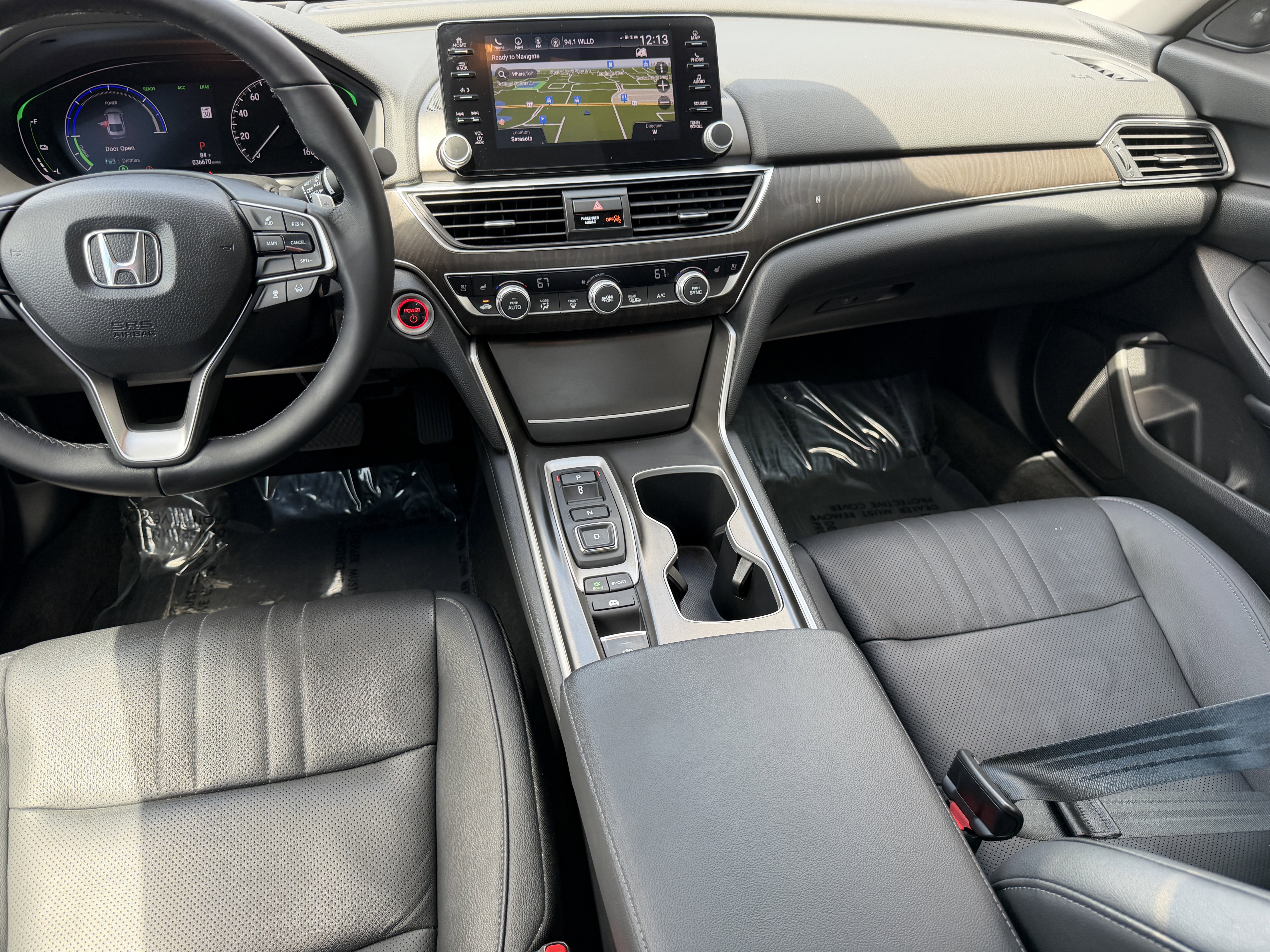 Used 2019 Honda Accord Touring image 17