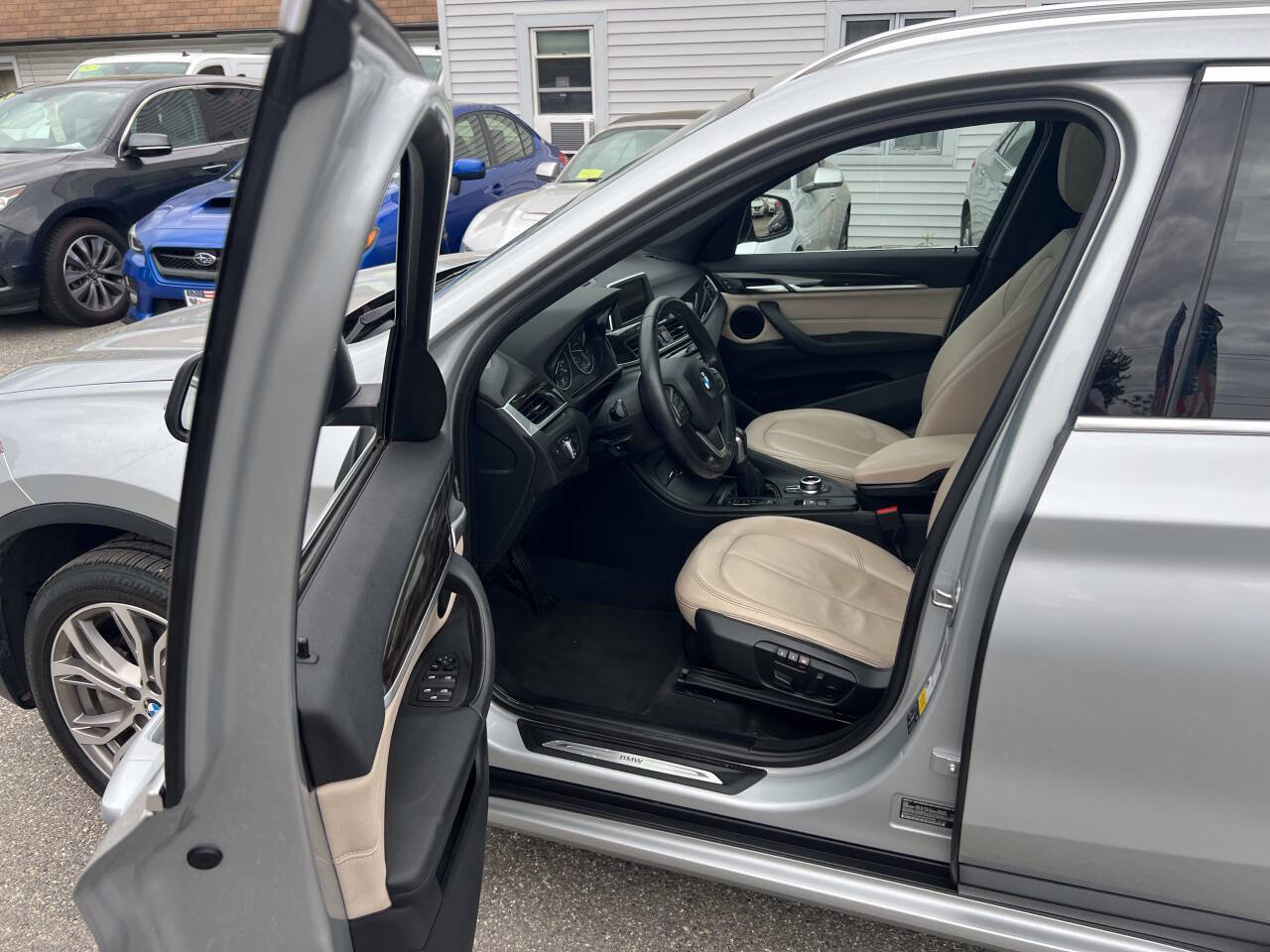 Used 2017 BMW X1 xDrive28i AWD/4WD image 26