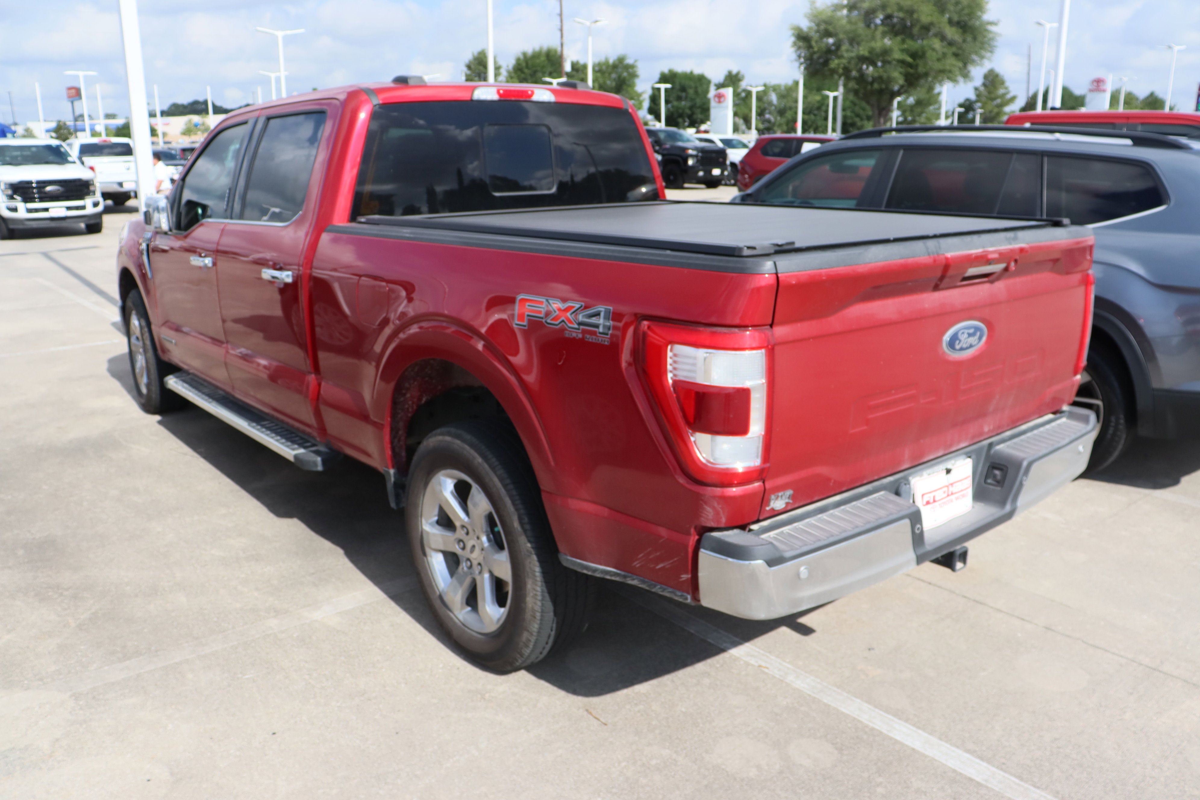 Used 2022 Ford F150 Lariat AWD/4WD image 5