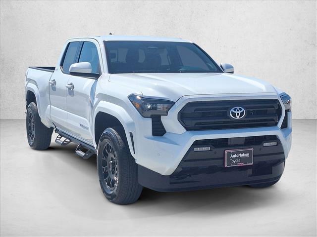Certified 2025 Toyota Tacoma SR5 w/ SR5 Upgrade Package AWD/4WD image 3