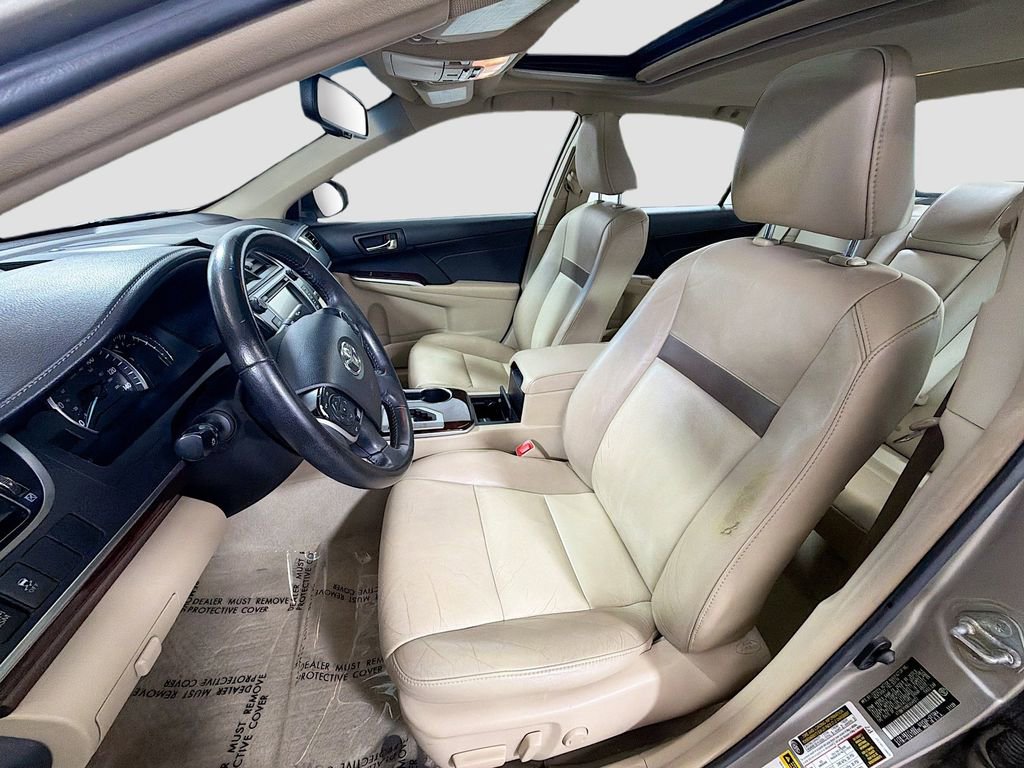 Used 2014 Toyota Camry XLE FWD image 22