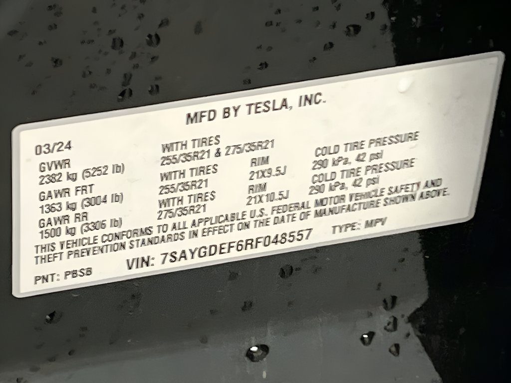 Used 2024 Tesla Model Y Performance AWD/4WD image 31
