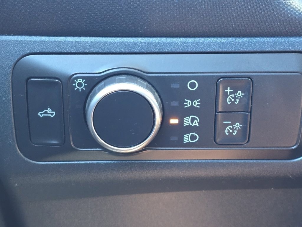 Used 2022 Ford Maverick XL image 30