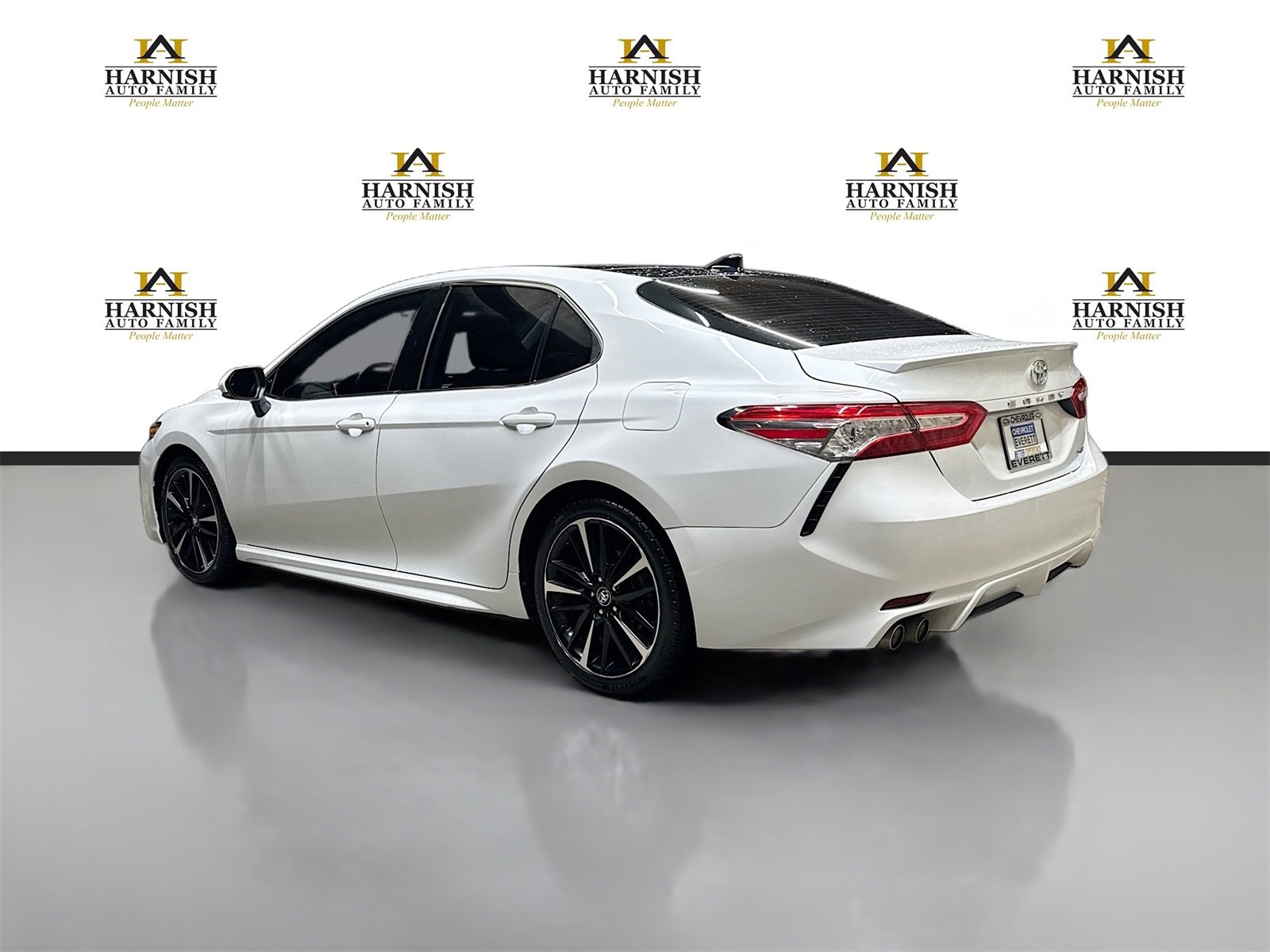 Used 2020 Toyota Camry XSE image 7