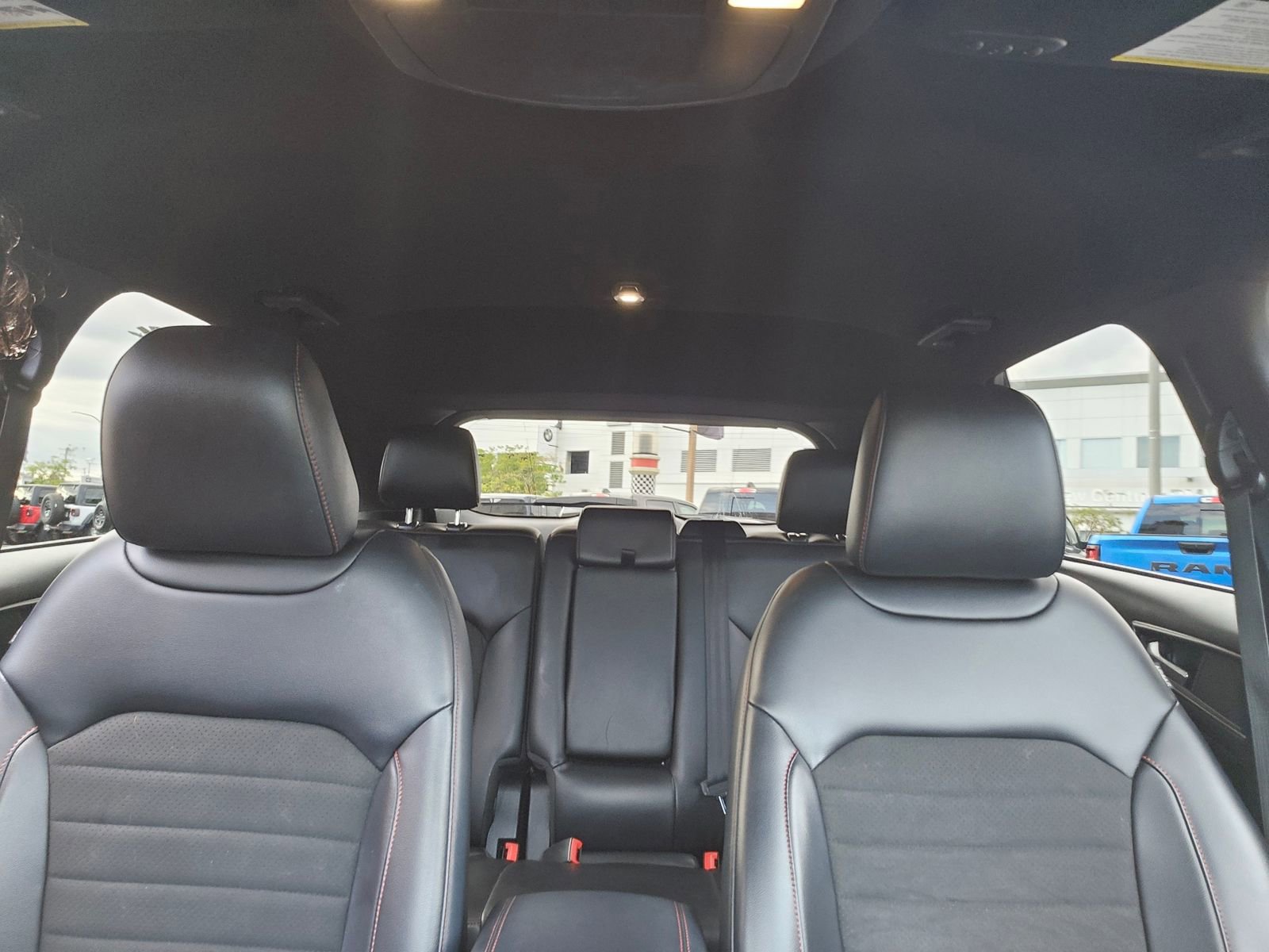 Used 2020 Ford Edge ST-Line FWD image 28
