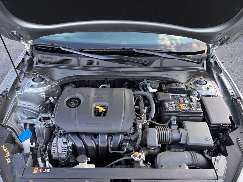 Used 2023 Kia Forte LXS w/ LXS Technology Package FWD image 9