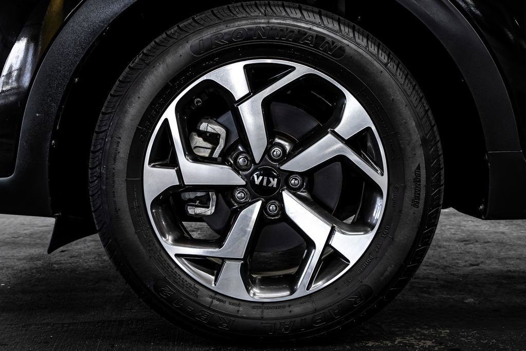 Used 2021 Kia Sportage LX image 18