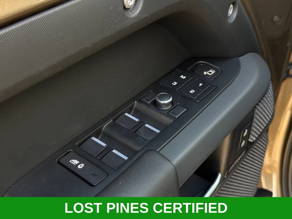Used 2020 Land Rover Defender 110 X AWD/4WD image 7