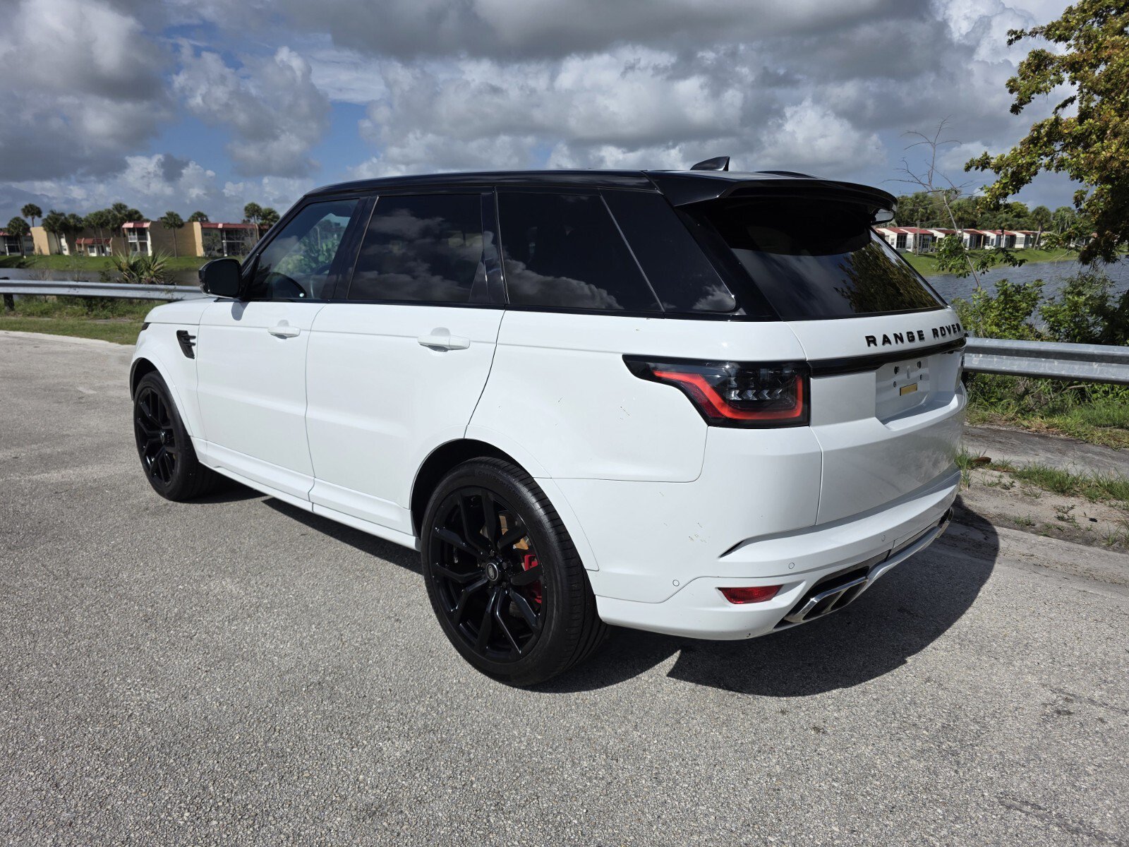 Certified 2022 Land Rover Range Rover Sport SVR AWD/4WD video 2
