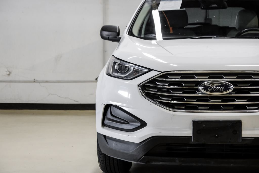 Used 2019 Ford Edge SE image 42