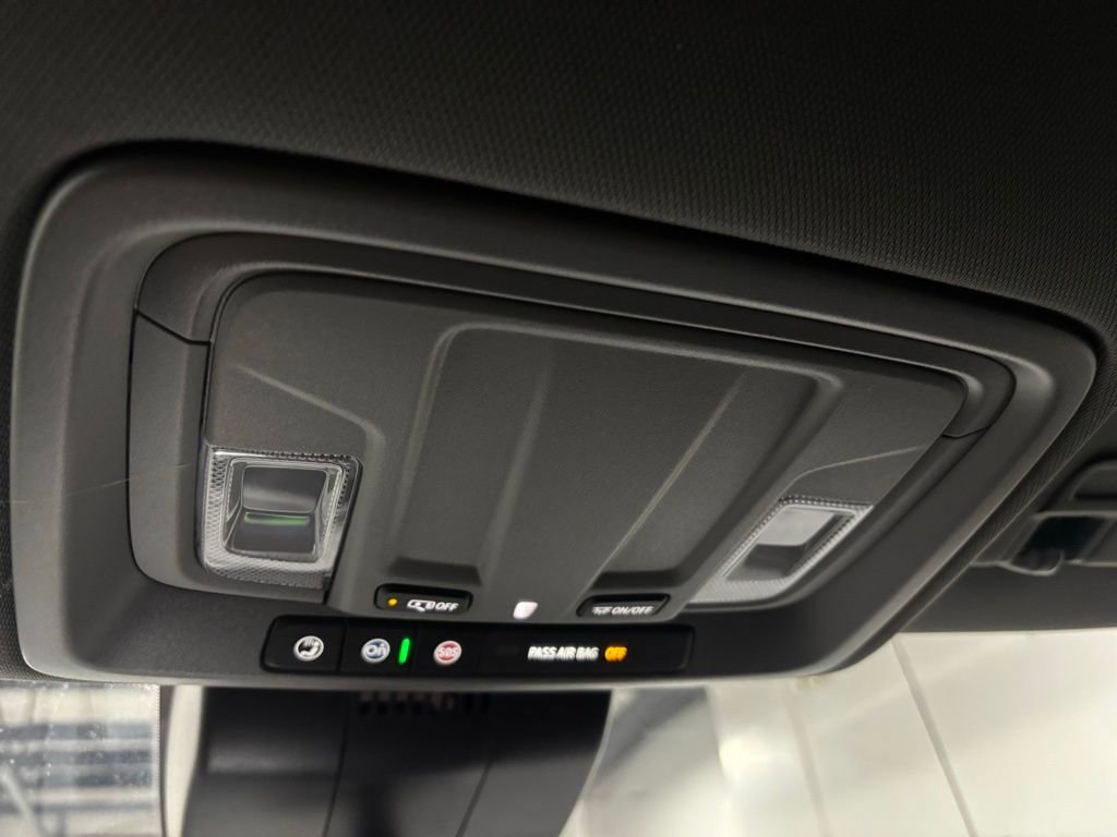 New 2026 GMC Sierra 1500 Elevation image 24