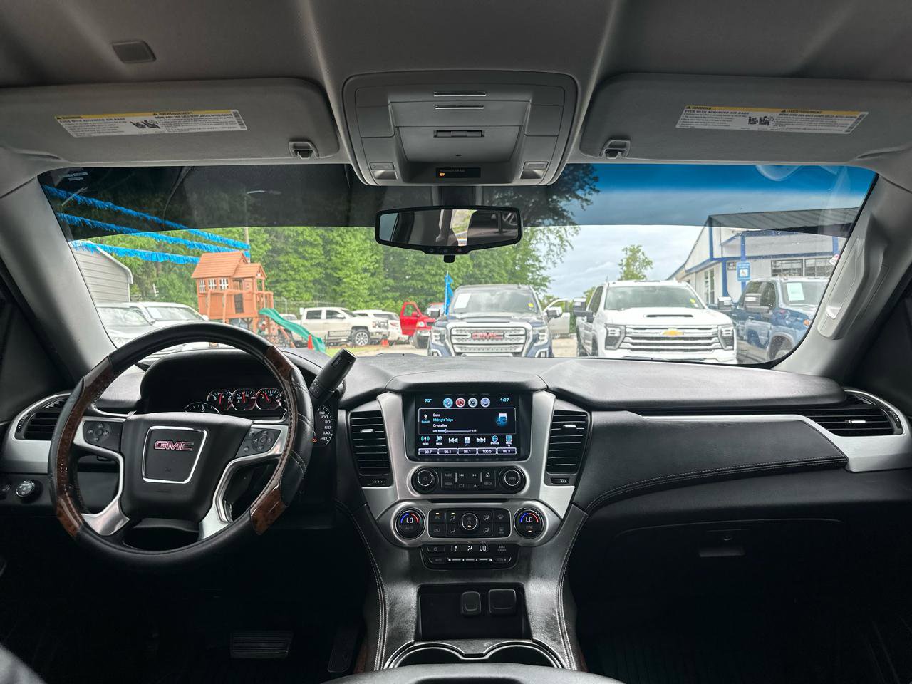 Used 2020 GMC Yukon SLE RWD image 10