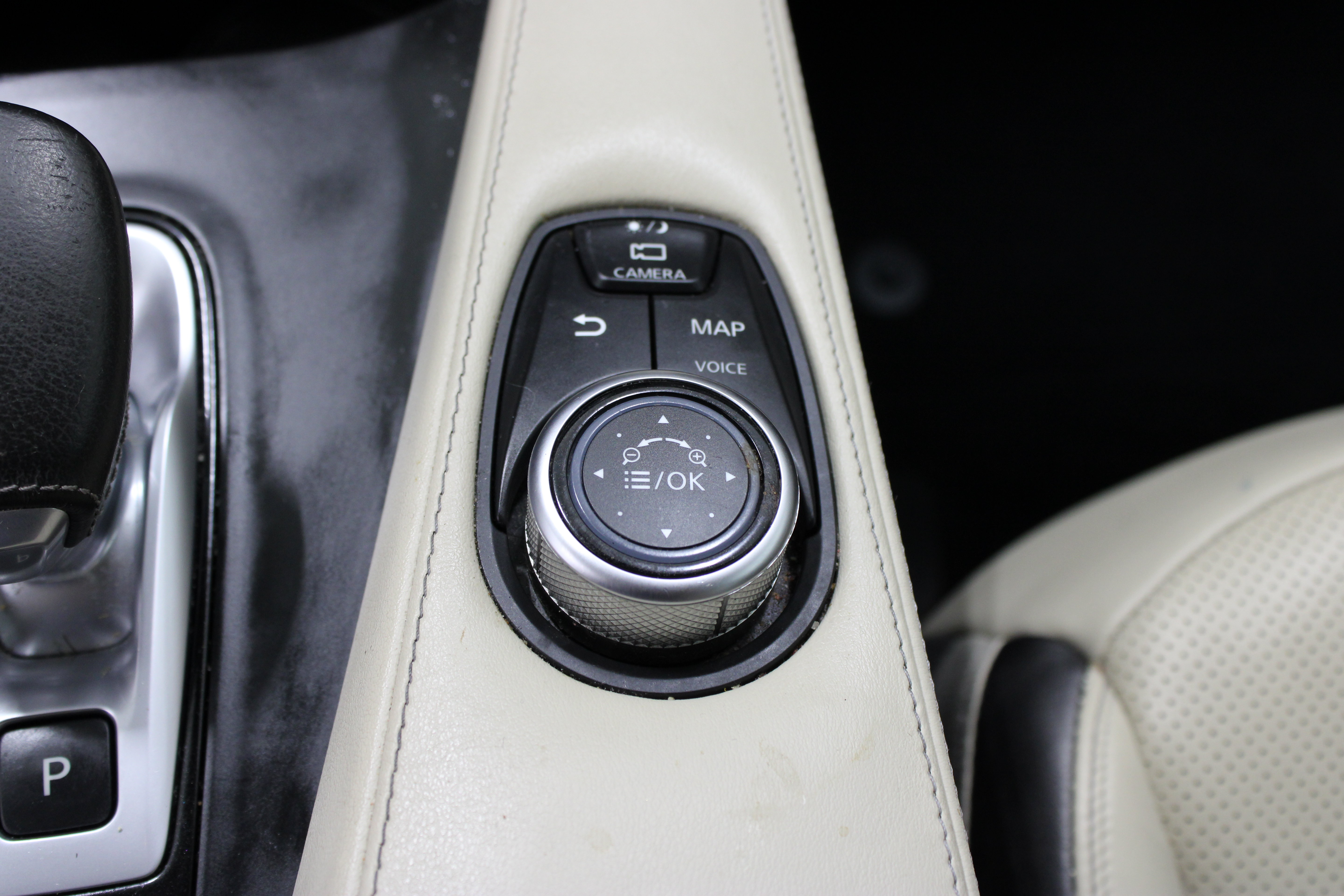 Used 2022 INFINITI QX50 Sensory FWD image 19