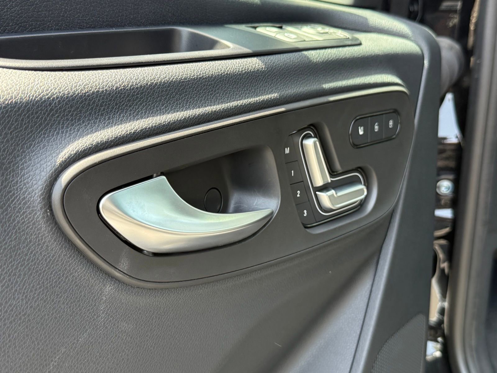 New 2025 Mercedes-Benz Sprinter 2500 image 21