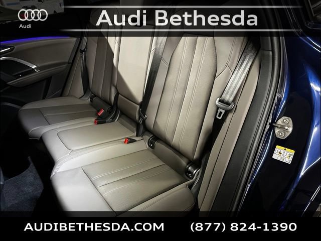 Used 2025 Audi Q5 Premium Plus w/ Premium Plus AWD/4WD image 19