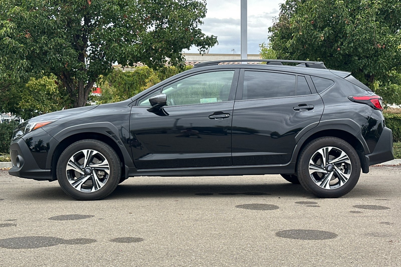 Used 2024 Subaru Crosstrek 2.0i Premium AWD/4WD image 7