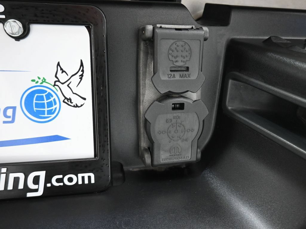 Used 2023 RAM 2500 Limited AWD/4WD image 63