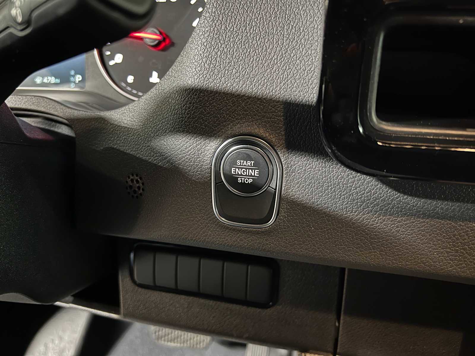 Used 2025 Mercedes-Benz Sprinter 2500 image 23