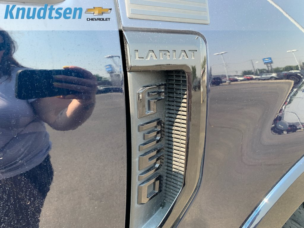 Used 2022 Ford F350 Lariat w/ Tremor Off-Road Package AWD/4WD image 9