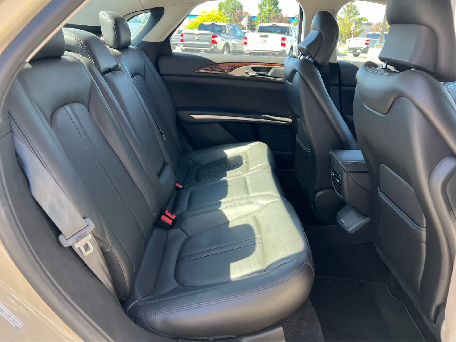 Used 2014 Lincoln MKZ Hybrid w/ Equipment Group 202A Reserve FWD image 25