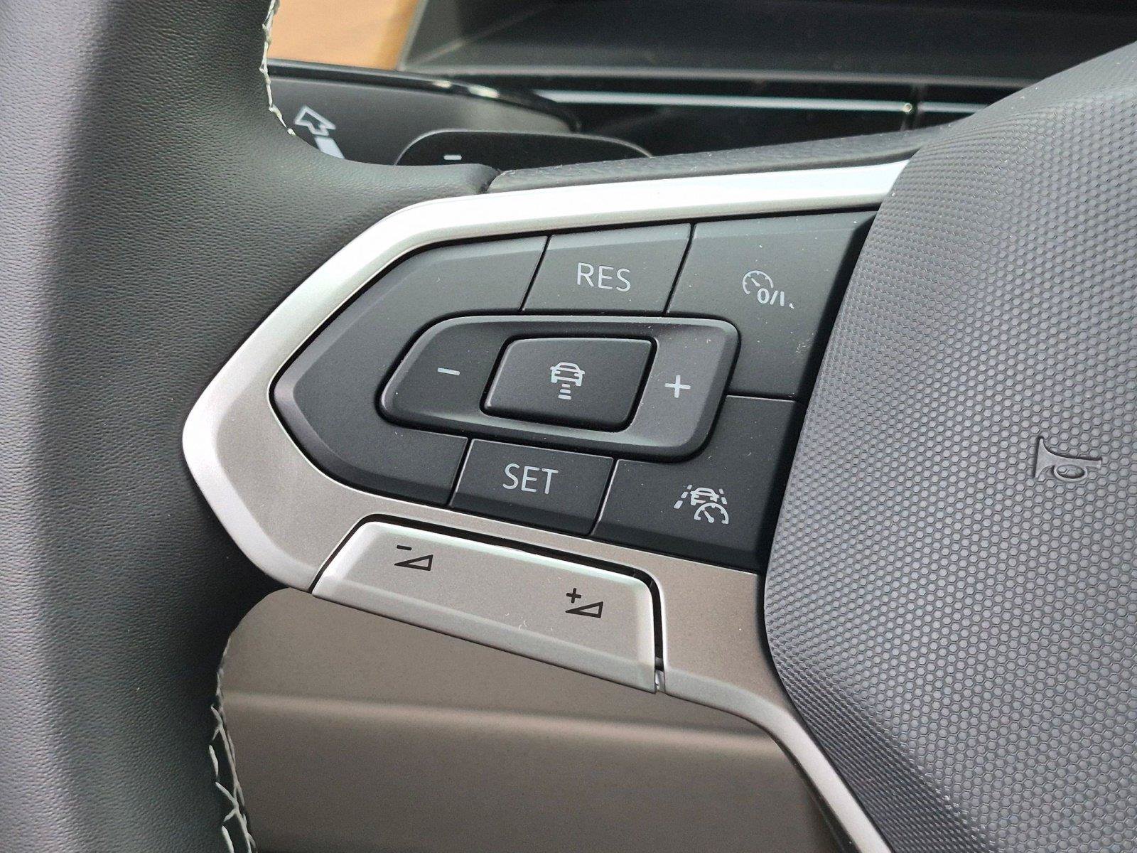 New 2026 Volkswagen Atlas SE AWD/4WD image 30