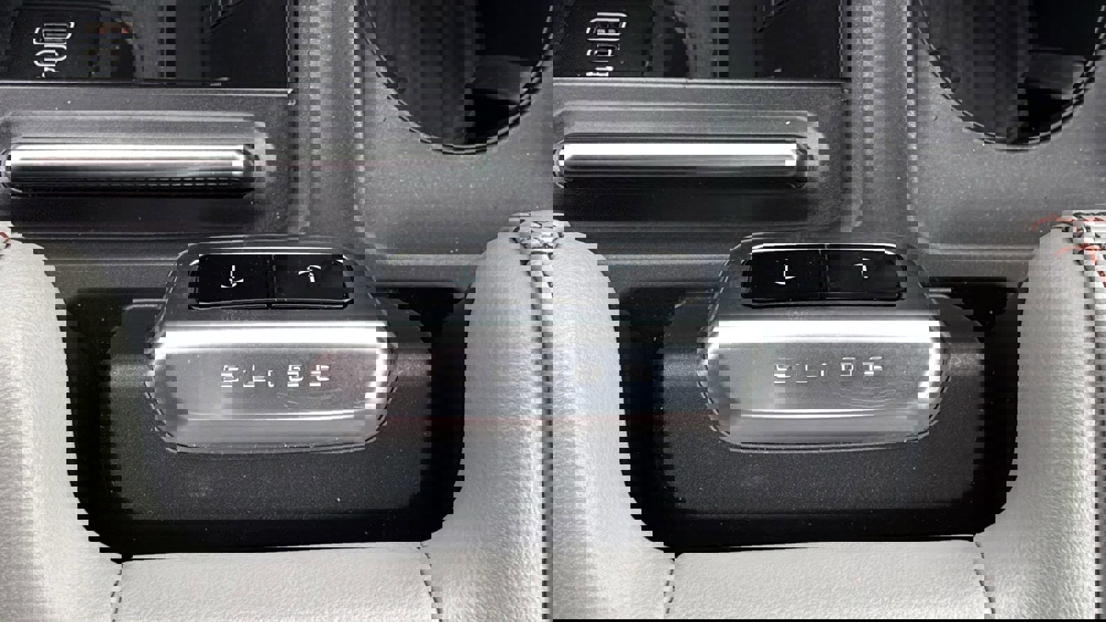 Used 2025 Ford Expedition Active image 22