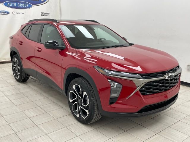 New 2026 Chevrolet Trax RS w/ Sunroof Package