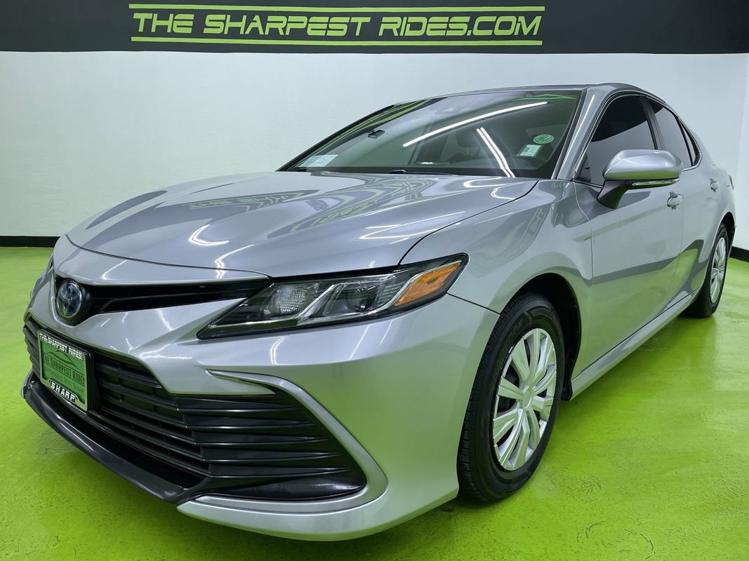 Used 2022 Toyota Camry LE image 5