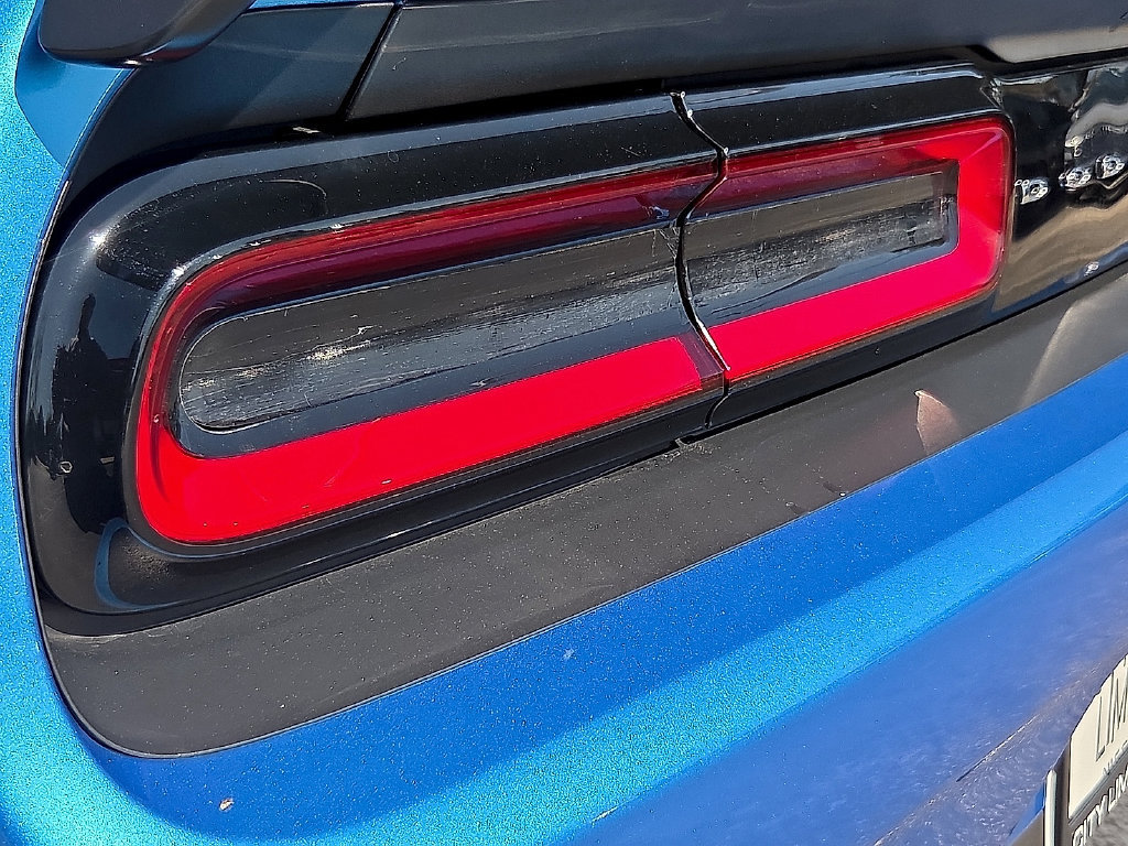 Used 2019 Dodge Challenger SRT Hellcat w/ Plus Package RWD image 10
