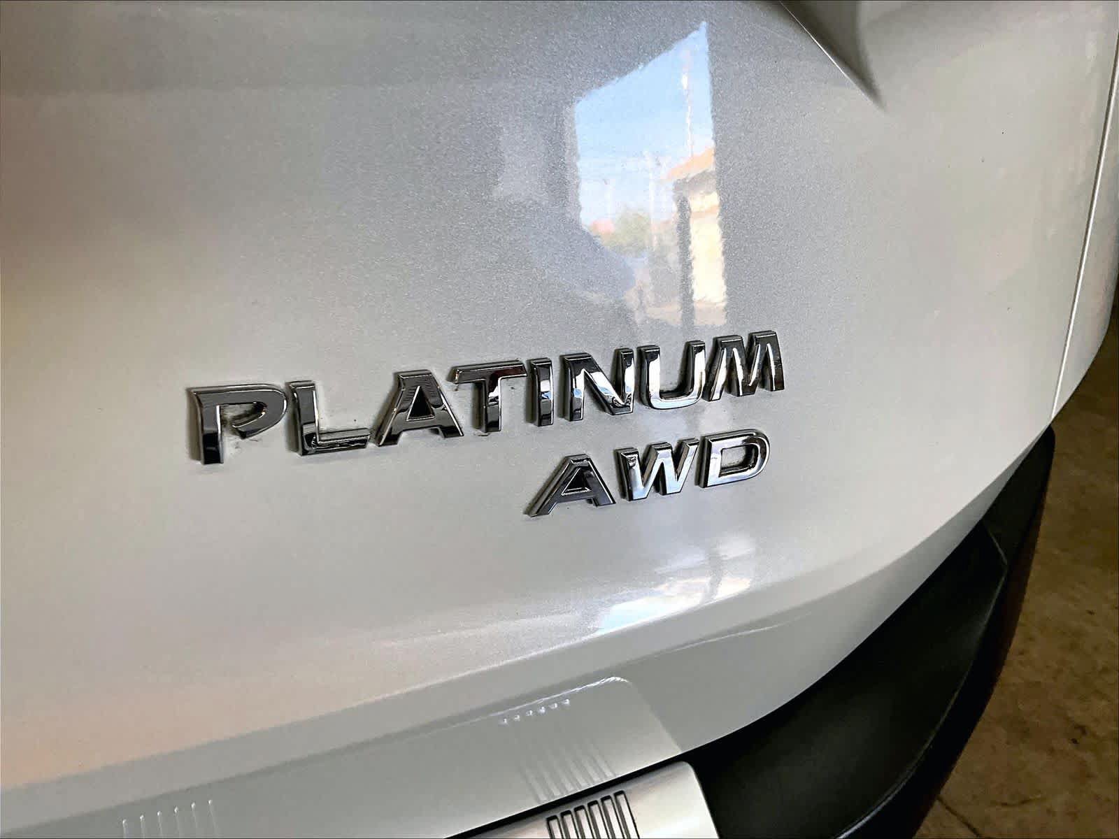 Used 2023 Nissan Rogue Platinum w/ Platinum Premium Package AWD/4WD image 12