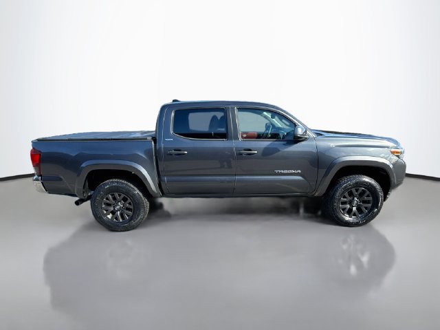 Used 2023 Toyota Tacoma SR5 AWD/4WD image 8
