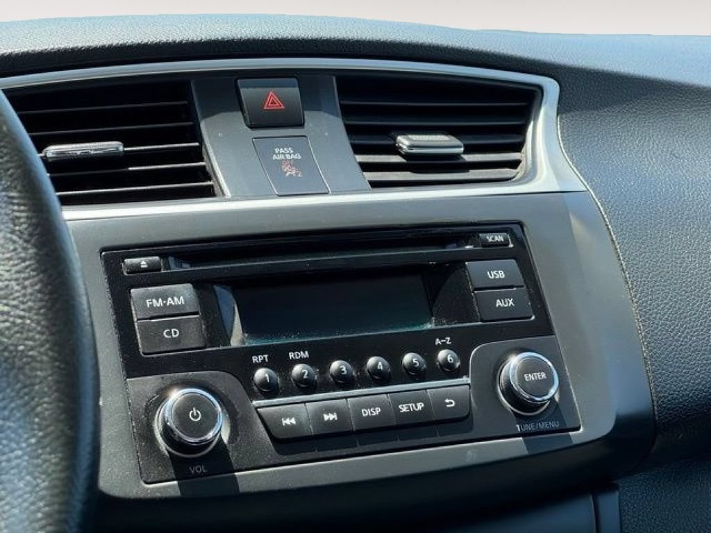 Used 2016 Nissan Sentra S FWD image 15