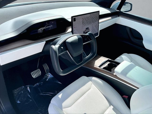Used 2023 Tesla Model X AWD/4WD image 14