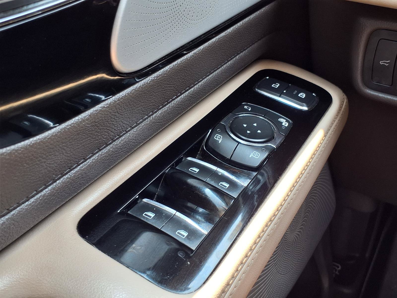Used 2020 Lincoln Aviator Reserve w/ Equipment Group 202A AWD/4WD image 10