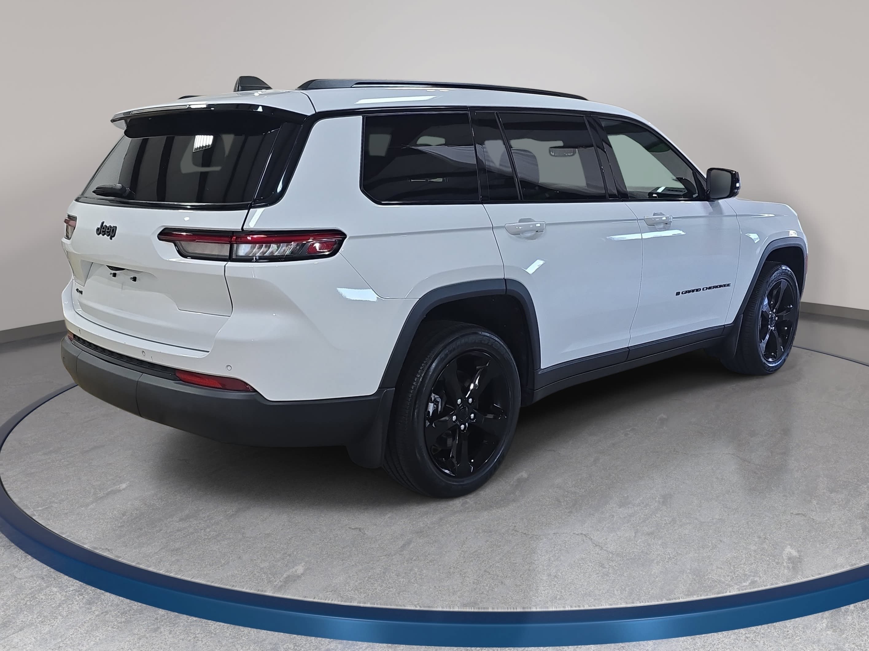 Used 2023 Jeep Grand Cherokee L Laredo AWD/4WD image 6