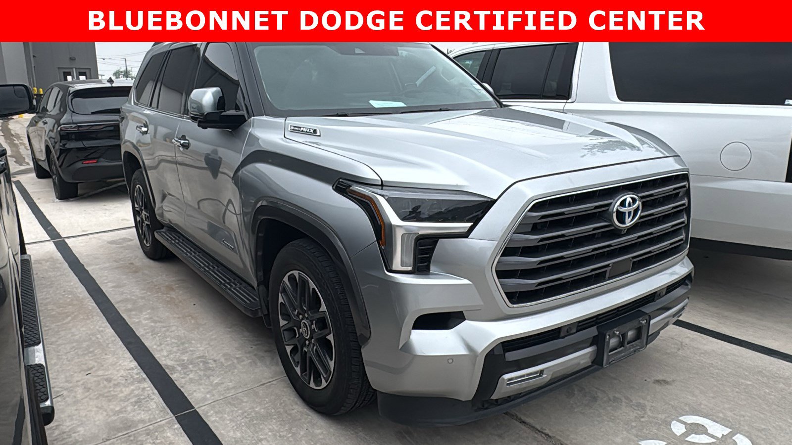Used 2023 Toyota Sequoia Limited AWD/4WD image 3