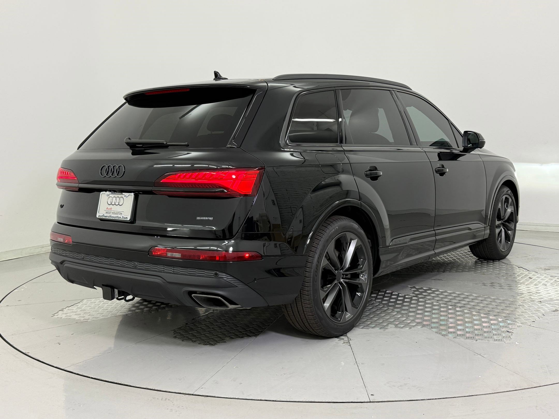 New 2026 Audi Q7 3.0T Premium Plus AWD/4WD image 9